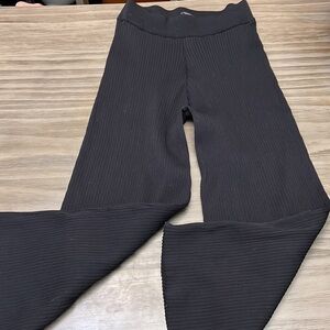MARC NEW YORK FLARE RIBBED PANTS BLACK SIZE MEDIUM